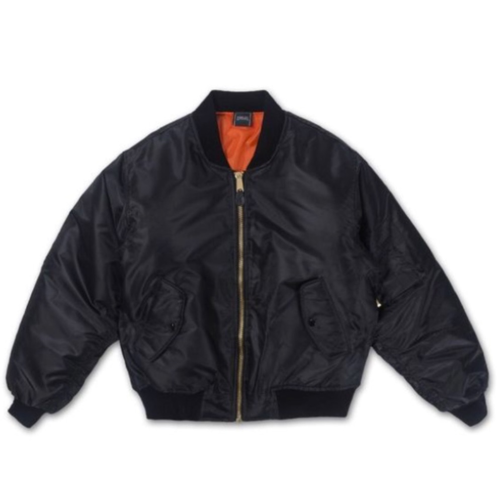 🖤NWT Kylie Shop Blackout Bomber RARE! 🖤